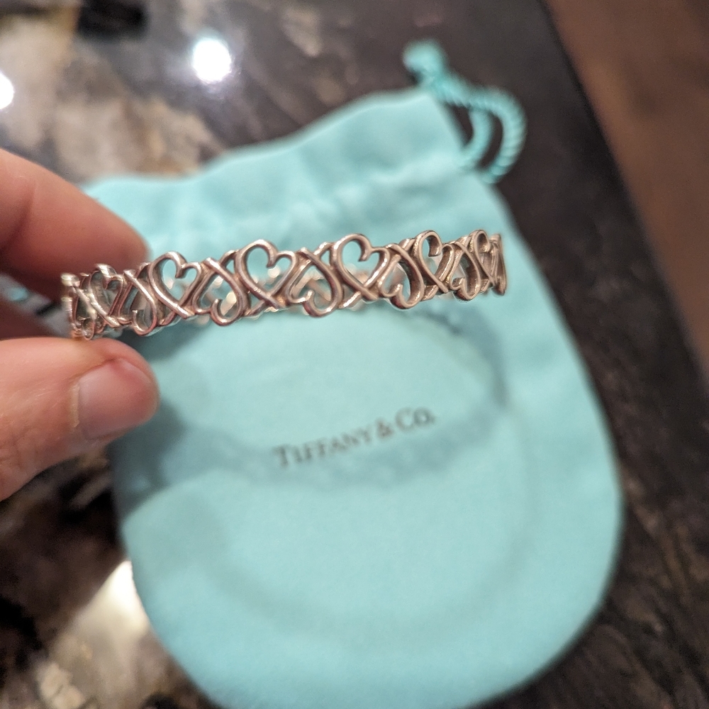 Tiffany & Co sterling silver Paloma Picasso Loving Hearts Bangle